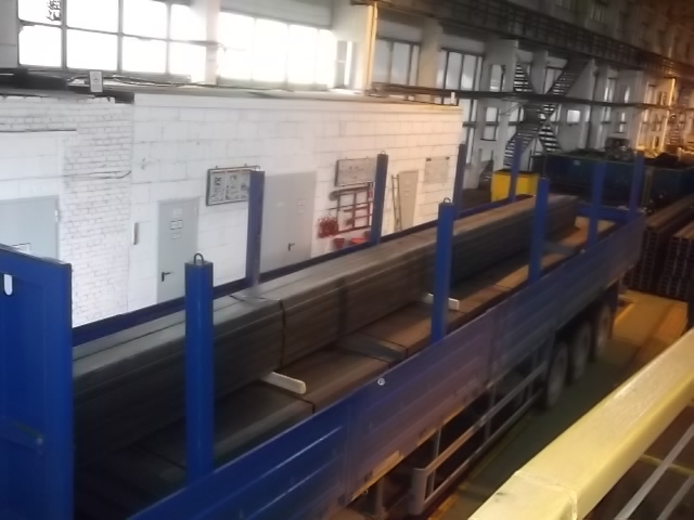 Отгрузка швеллера гнутого равнополочного 200х100х6, 12 м ст 09г2с